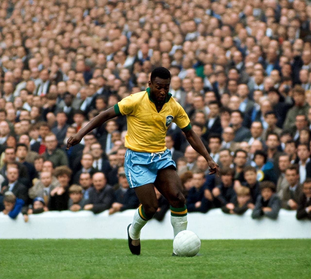 鲁能中锋位置离队第一人浮出水面，曾在亚冠进球