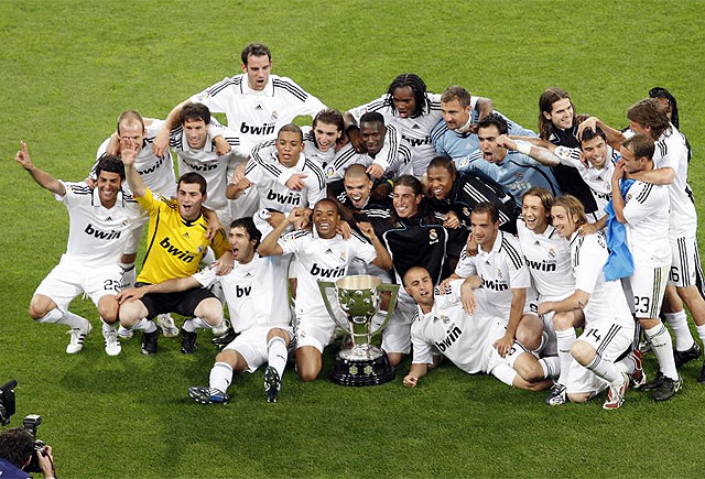 最恨THESHY的解说被官方处罚！直播“无能狂吼”，IG粉丝却破防