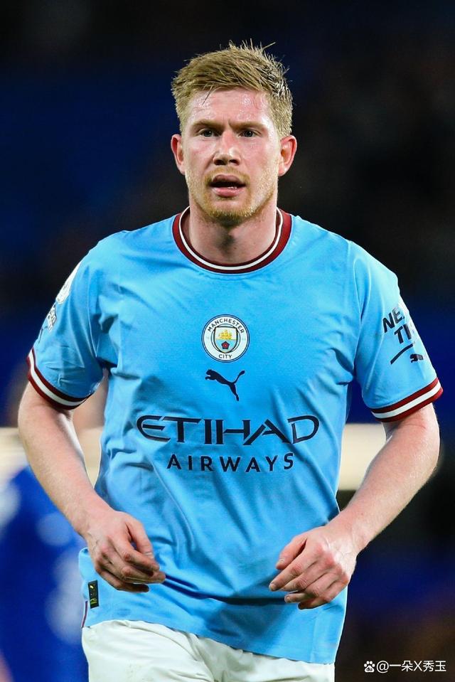 赛季首个背靠背胜利，KD鏖战40分钟抡冒烟了，赛后表态年轻球员